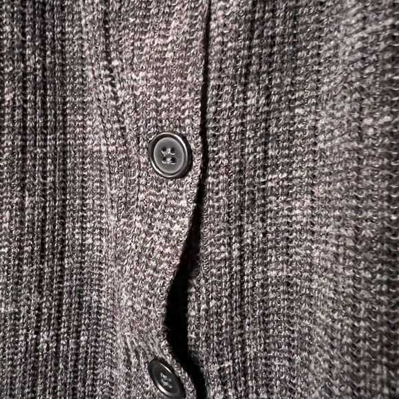 Grey knitted top cold shoulder top - Picture 6 of 6